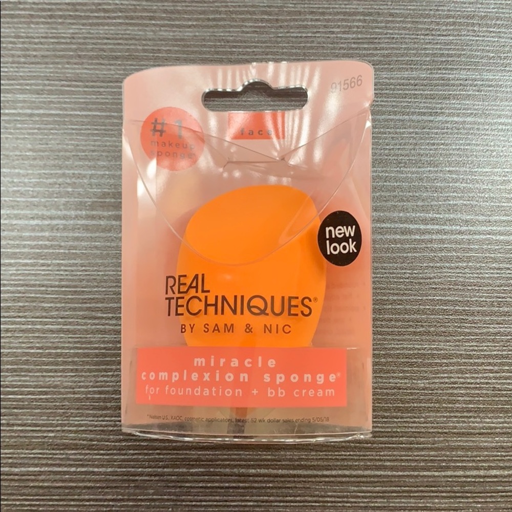Real Techniques Sponge